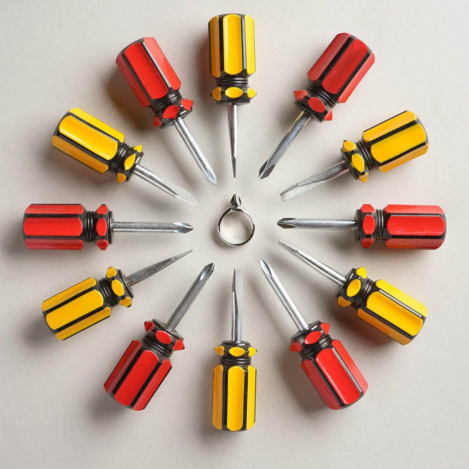 SCREWDRIVER RING