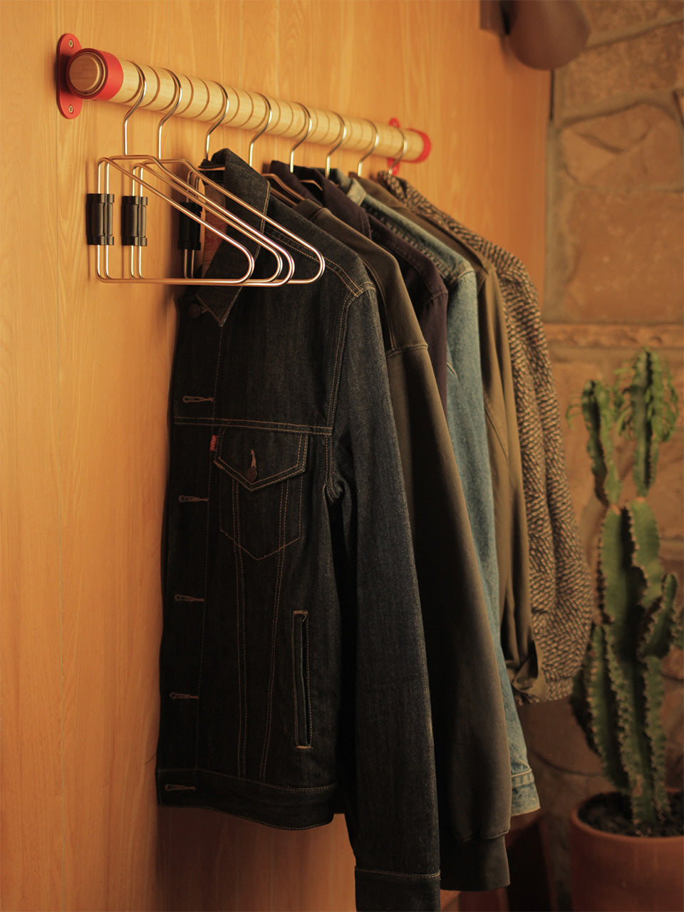 THE COAT HINGER – Yetch Studio