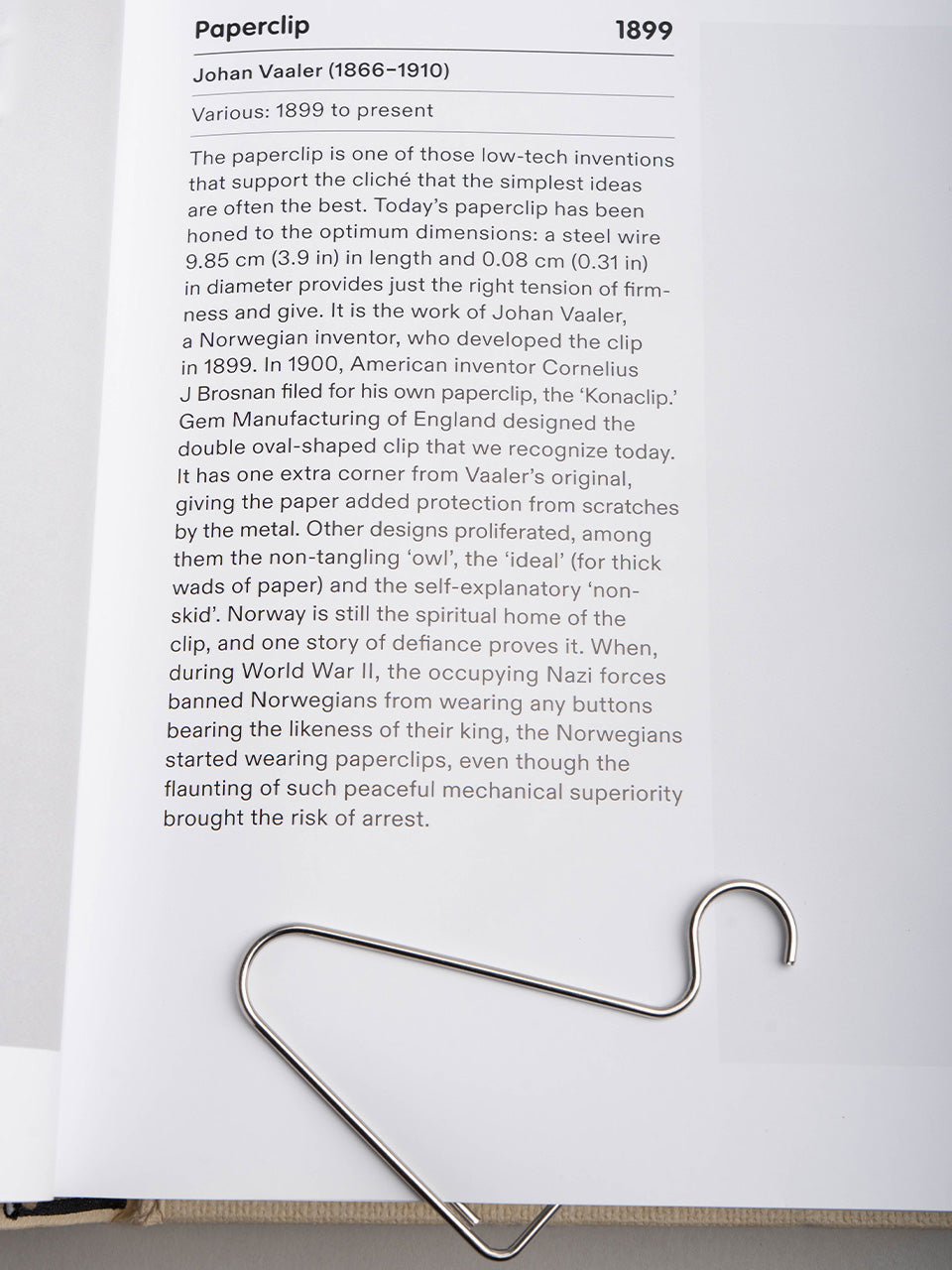 COAT HINGER PAPER CLIP (5 PACK)